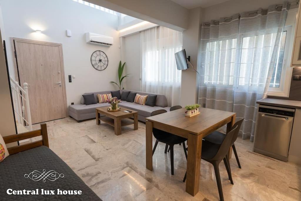 Central Lux House Kalamata Eksteriør billede